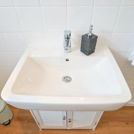 Apartment Homestead - Self-check-in - Kostenloses Parken - Smart Tv - Kueche Vollausgestattet - Ruhige Lage Im Erdgeschoss Passau